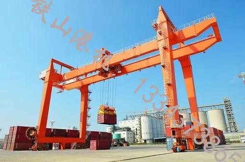 海南?？诟劭陂T(mén)式起重機廠(chǎng)家