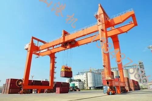 福建三明集裝箱碼頭起重機廠(chǎng)家的技術(shù)特點(diǎn)