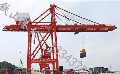 廣西貴港岸橋起重機廠(chǎng)家起重機安全性高