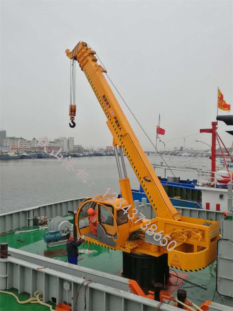 山東威海甲板起重機廠(chǎng)家起重機吊臂靈活